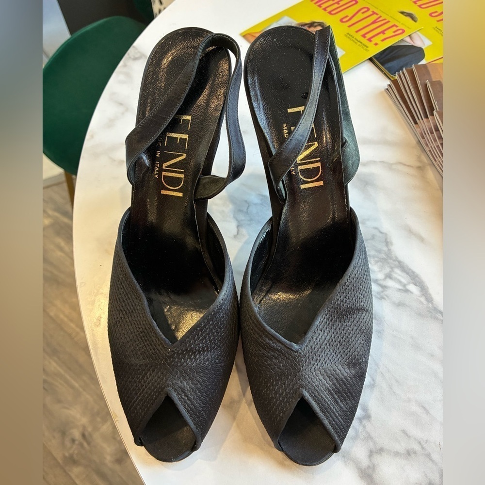 Fendi vintage black slingback heels size 8